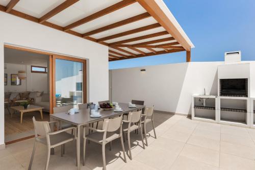 Villa Los Altos Yaiza 9A by Escape Home
