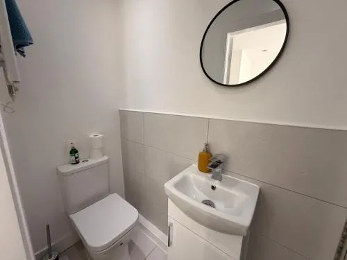 Luxury Rooms - Pick a Room - Free Parking & Kitchen Access, Near Etihad Stadium, The Coop Live & Piccadilly Station, Manchester photo 15