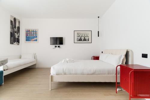 GuestHost - Comfy Studio X3 Famagosta M2