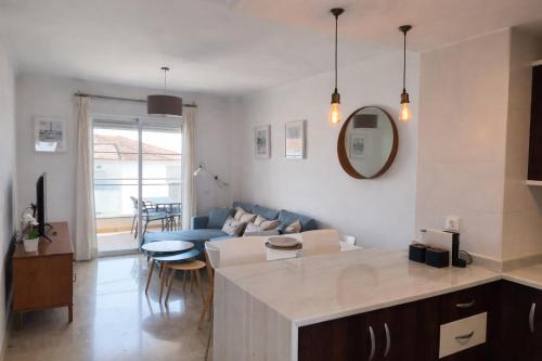 Olivo & Mar: 2 dorm con terraza • Valle Properties