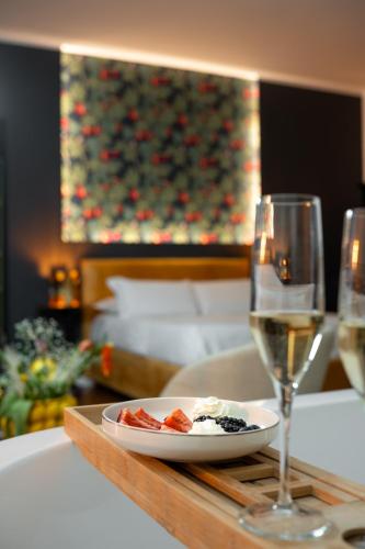 MareLuna Rooms