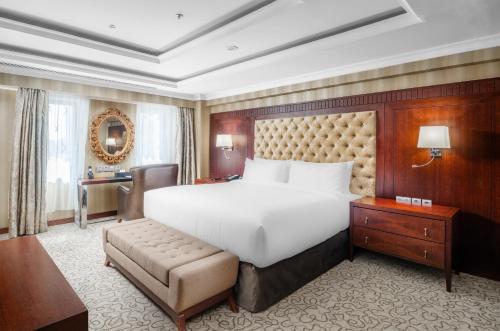 Millennium Al Aqeeq Hotel