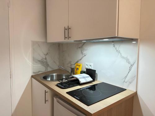 New 901 Suite Noemie- Cosy Apartment Paris Center