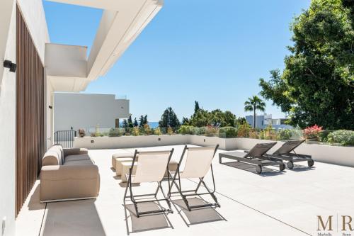 Golden Mile Garden Residence Ref #115