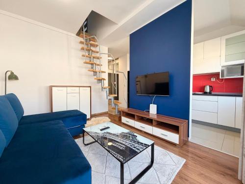 Wysoka Two-Level Cosy Apartment by BookingHost