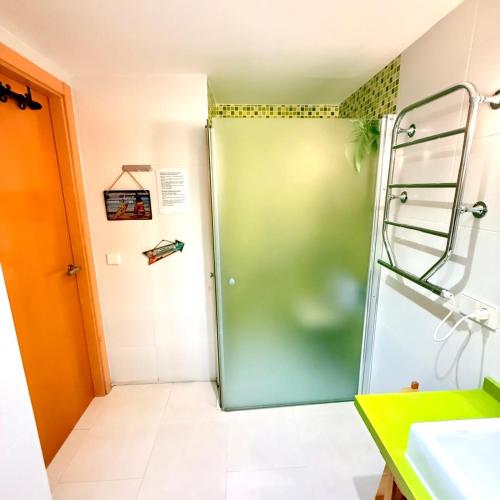 Charming Apartment in Benalbeach