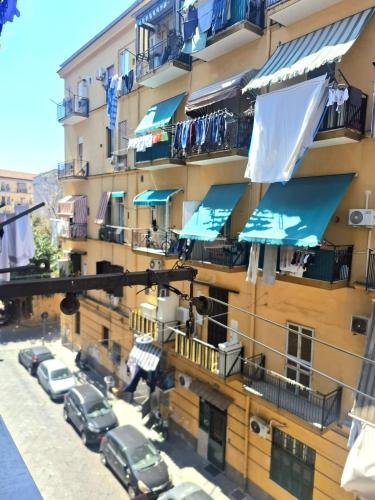 CONCEPT APARTMENT NAPLEs in centro città