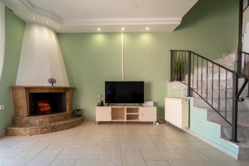 Heaven View House