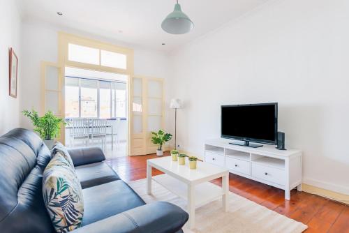 3BR @ Almirante Reis