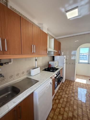 A sunny terrace apartment Alvor