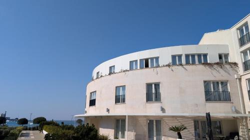LuMare Seafront Penthouse