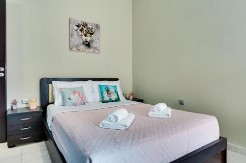 Modern city apartment 5th floor in Kallithea