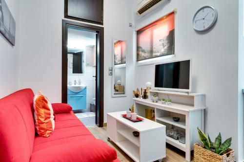 Modern city apartment 5th floor in Kallithea
