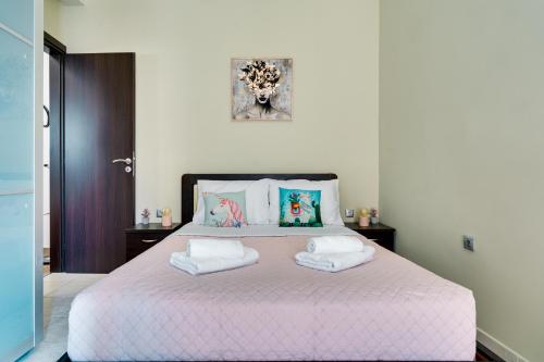 Modern city apartment 5th floor in Kallithea