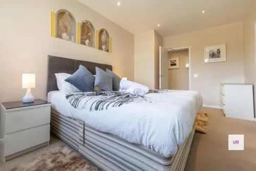 Brighton central stylish stays. Walk to the beach. photo 4