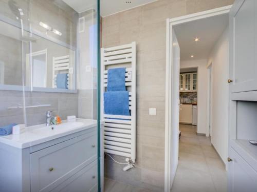 A Stunning Apartment Located In The Centre Of Town