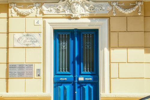 Bright two-room apartment with terrace in Jean-Médecin