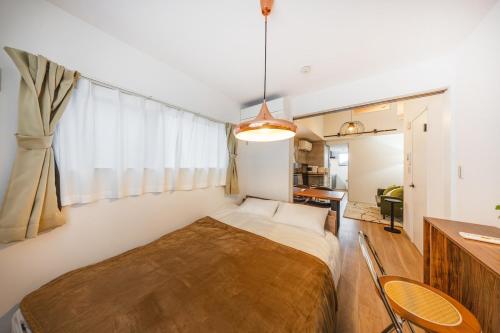 Within walking distance of Nakameguro, 6 mins by Shibuya Train, 7 mins on foot from Yutenji Station, 1 min on foot to a supermarket, Long-term stays, Max 4 people