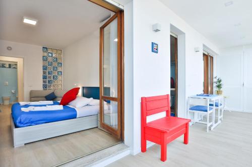 Naples Stay Inn - close to metro & all connections