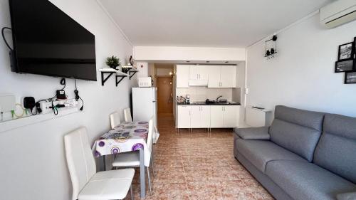 Estudio con piscina