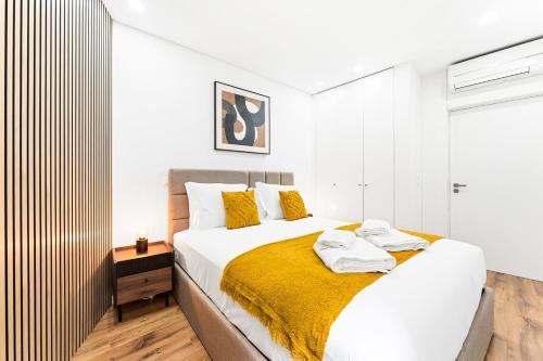 GuestReady - Blossom Mosaic Marigold Apartment