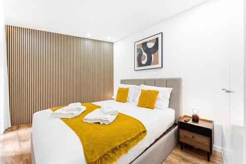 GuestReady - Blossom Mosaic Marigold Apartment
