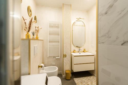 Central District Flat