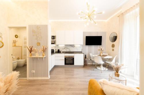Central District Flat