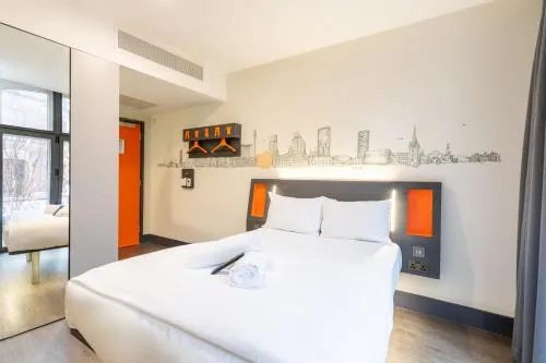 easyHotel Birmingham photo 20