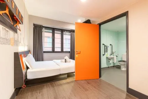 easyHotel Birmingham photo 25