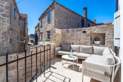 Authentic 18th Century Stone Villa - Murter Island