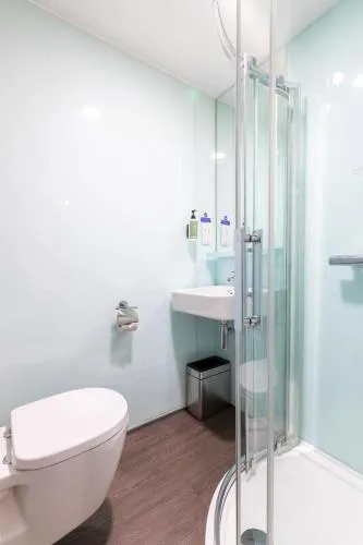 easyHotel Birmingham photo 13