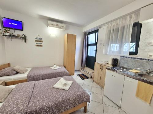 Twin Love Apartment