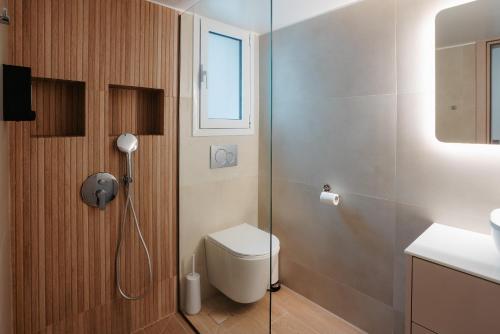 Βrand New Big Flat in Center of Syntagma Square