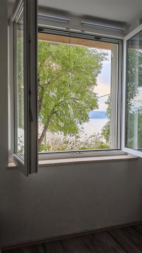 Apartman M&E