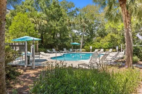 Xanadu Retreat - Near Coligny photo 1