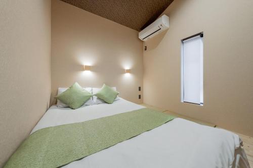 明家 Akariya 4-minute walk from the nearest station, direct line to downtown and USJ, 2 bedrooms, maximum 4 guests