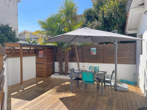 Triplex calme avec terrasse, climatisation, proche plage et commerces à Arcachon - FR-1-474-249