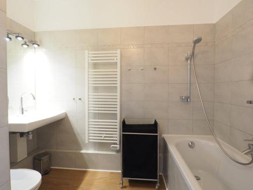 Appartement rénové avec clim, vue mer - 5 pers. - FR-1-874-12