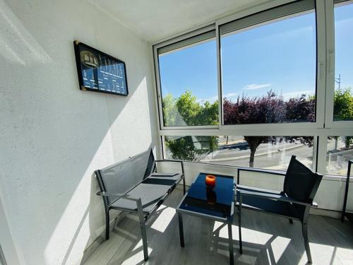 Studio climatisé en centre-ville, parking - 4 pers. - FR-1-874-15