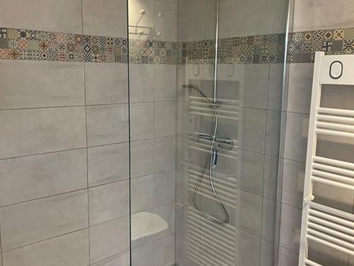 Appartement climatisé, parking - 6 pers. - FR-1-874-27