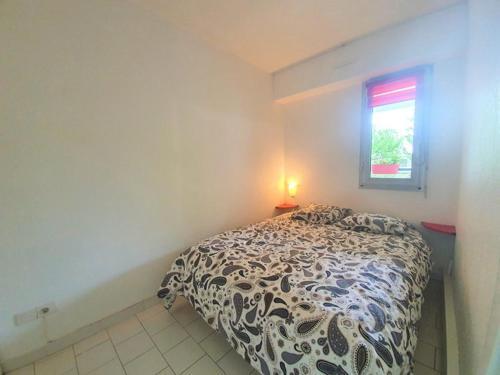 Appartement avec clim, parking, piscine - 6 pers. - FR-1-874-28