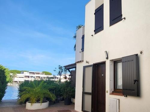 Marina rare avec clim et parking - Port Camargue - FR-1-874-33