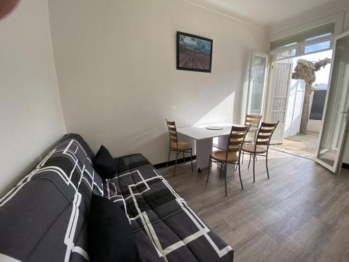 Bel appartement clim centre ville - 6 pers. - FR-1-874-41