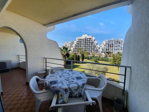 Bel appartement en centre-ville, parking - 4 pers. - FR-1-874-48