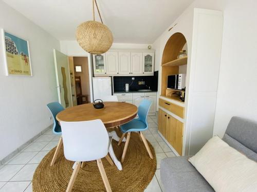 Appartement charmant - 4 pers. piscine vue - FR-1-874-60