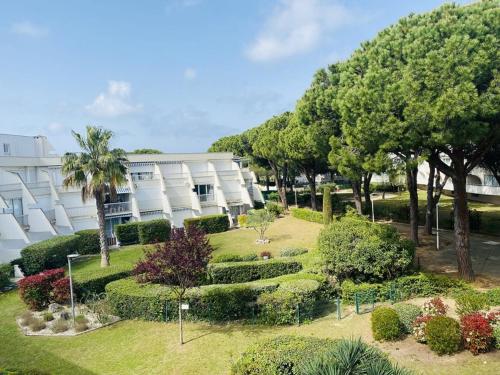 Studio cabine avec clim, parking - 2 pers. - FR-1-874-84
