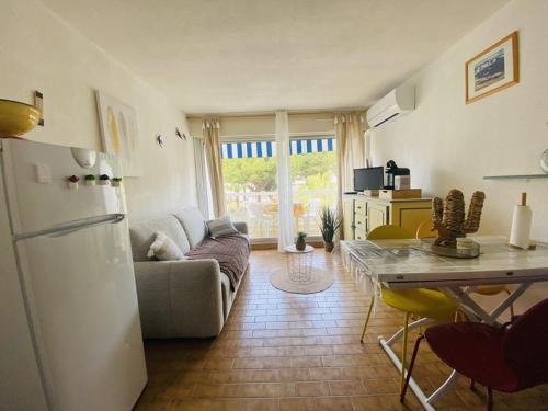 Studio cabine avec clim, parking - 2 pers. - FR-1-874-84