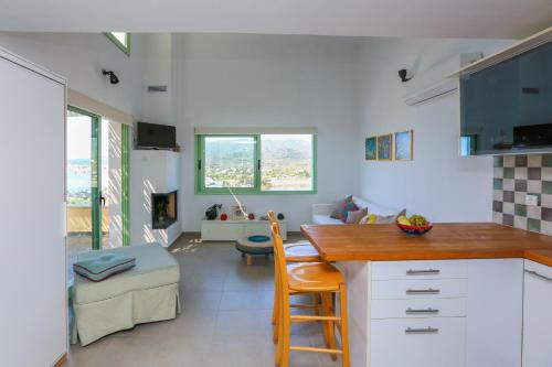 Foto da galeria de Saint George Villas & Apartments em Skiathos