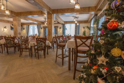 En restaurang eller annat matställe på Grand Tatry